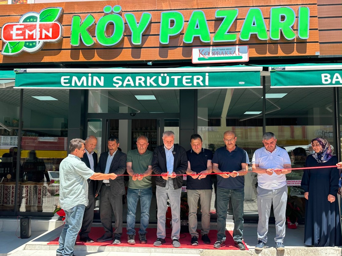 Belediye Başkan Yardımcımız Mustafa Koyuncu, AK Parti İlçe Başkan Veki...