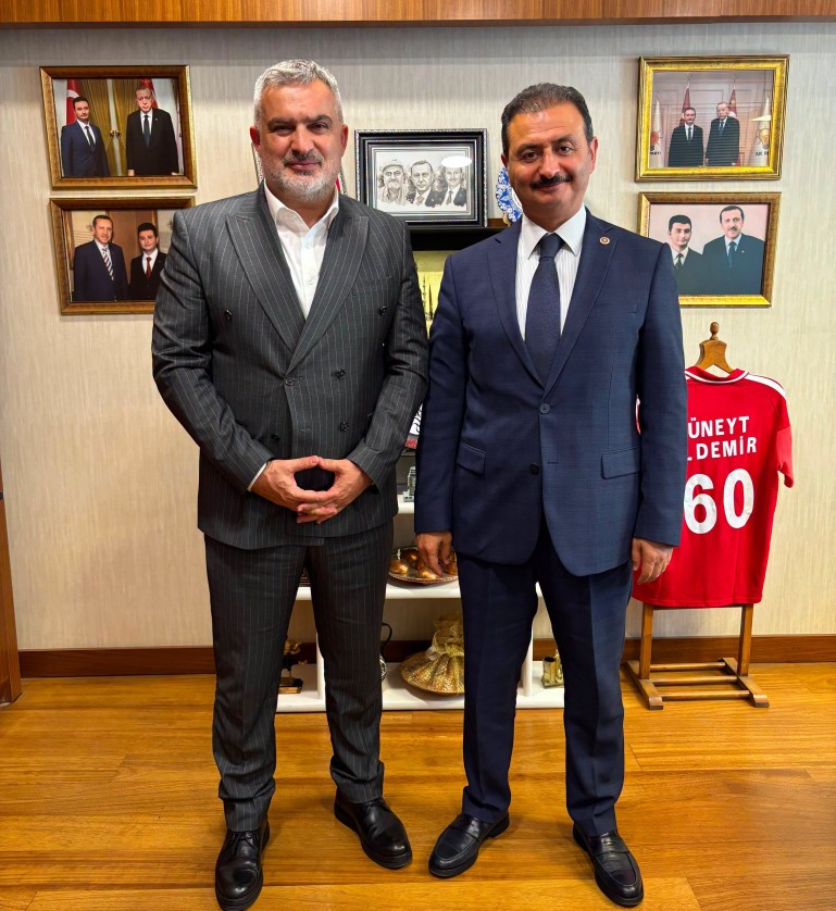 Bir dizi ziyaret ve temaslarda bulunmak üzere Ankara’da bulunan Beledi...