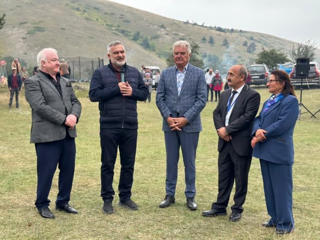 Belediye Başkanımız Semih Tepebaşı, Gülbayır Köyü Yaylası Keltepe Mevkii’nde düzenlenen 16. Geleneksel Keltepe Kültür ve Doğa Festivali’ne katıldı