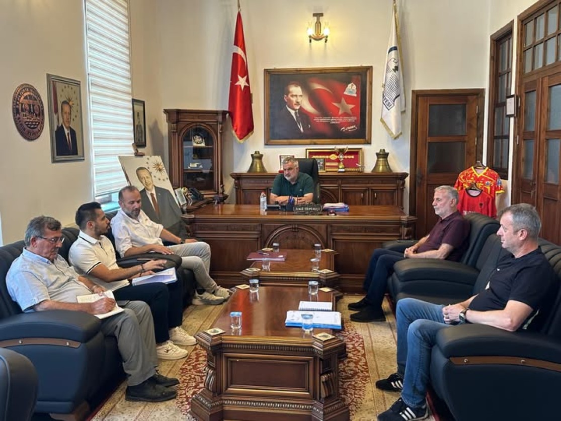 Belediye Encümenimiz, Belediye Başkanımız Semih Tepebaşı başkanlığında...