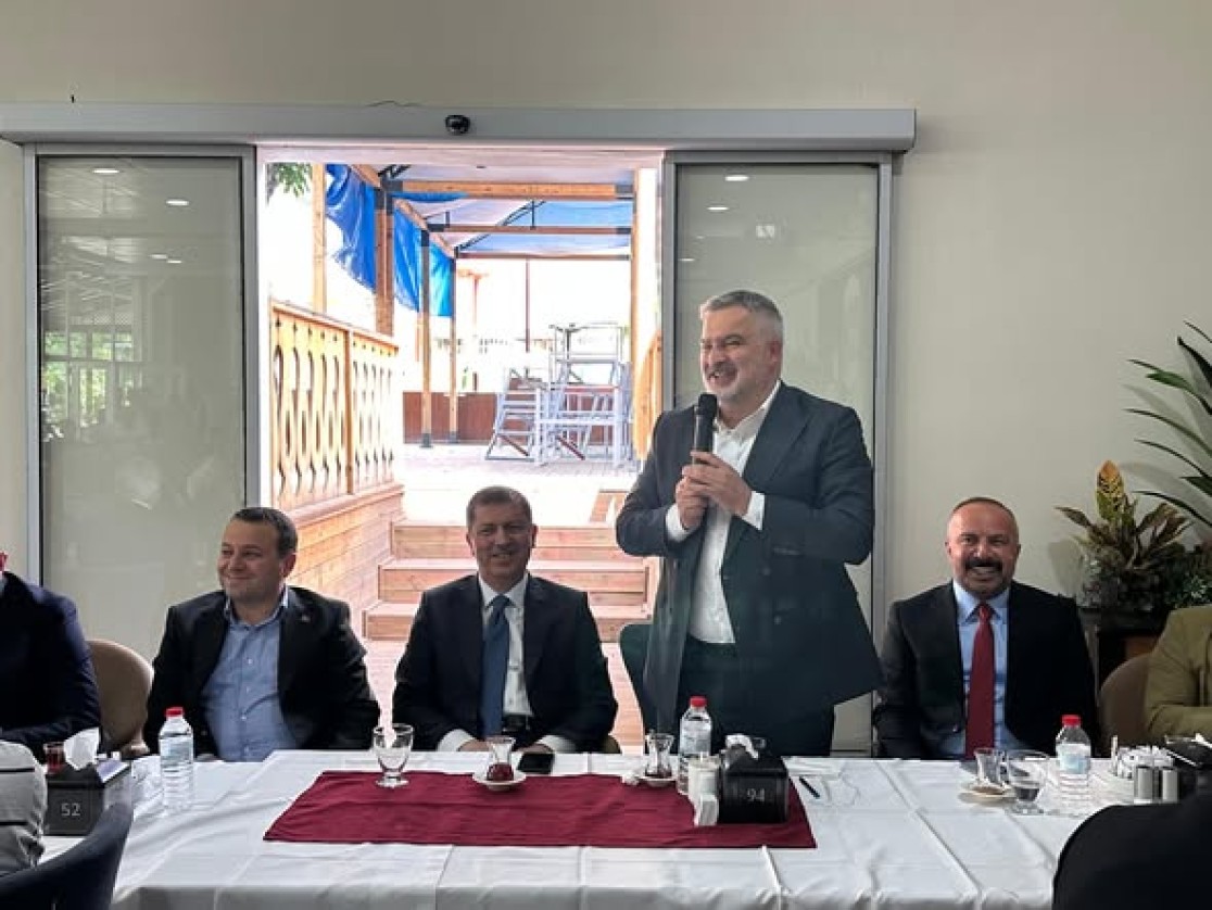 Birlik ve beraberlik içerisinde gerçekleşen programda teşkilat mensupl...